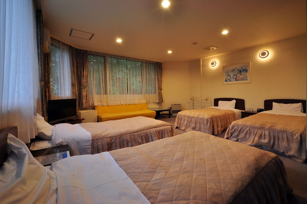 ペンションシャドウクラッセ 札幌