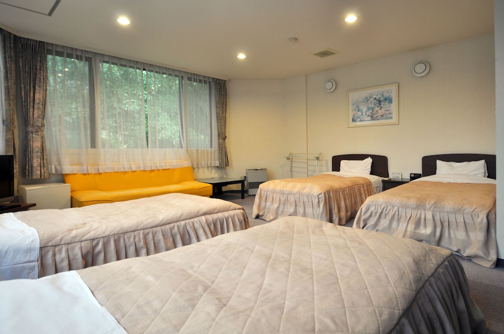 ペンションシャドウクラッセ 札幌