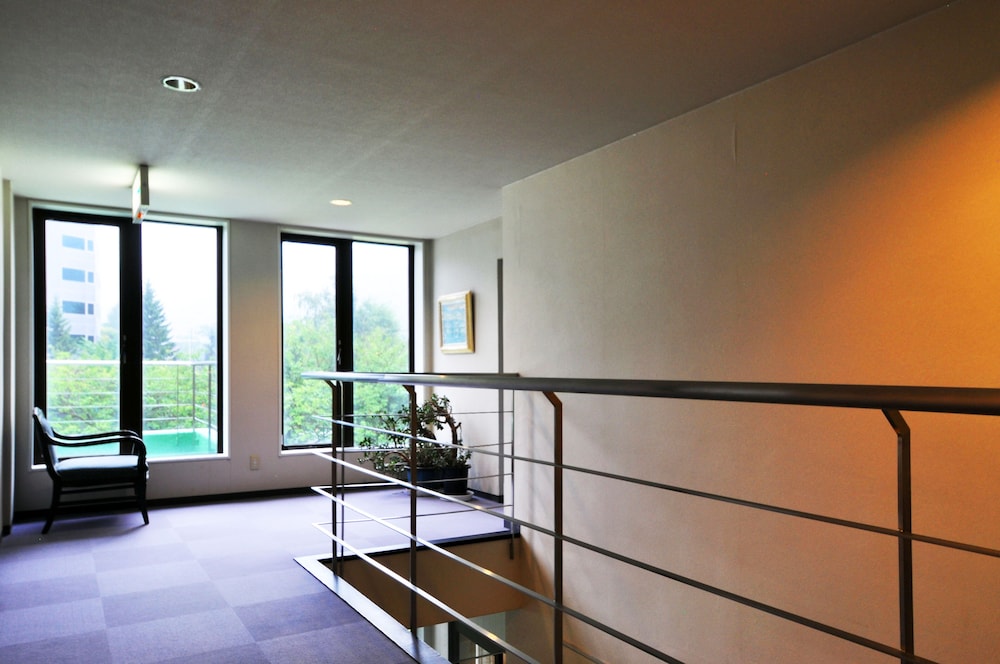 ペンションシャドウクラッセ 札幌