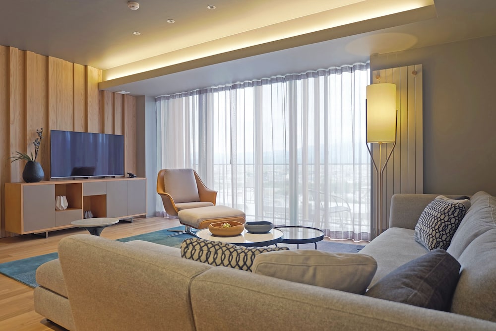 フェニックス富良野 札幌