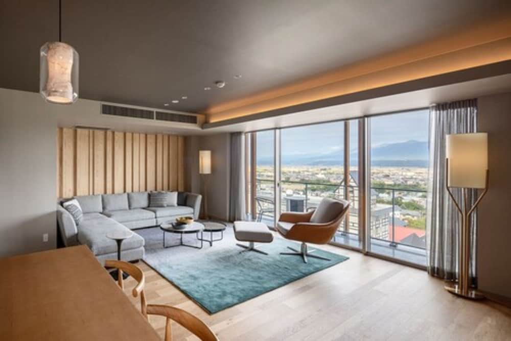 フェニックス富良野 札幌