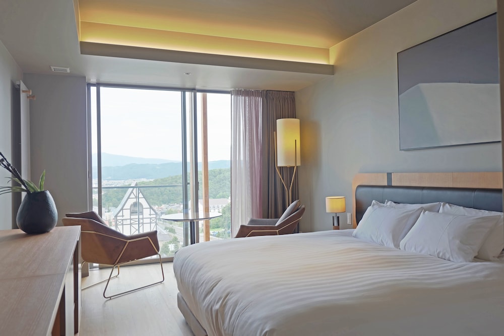 フェニックス富良野 札幌