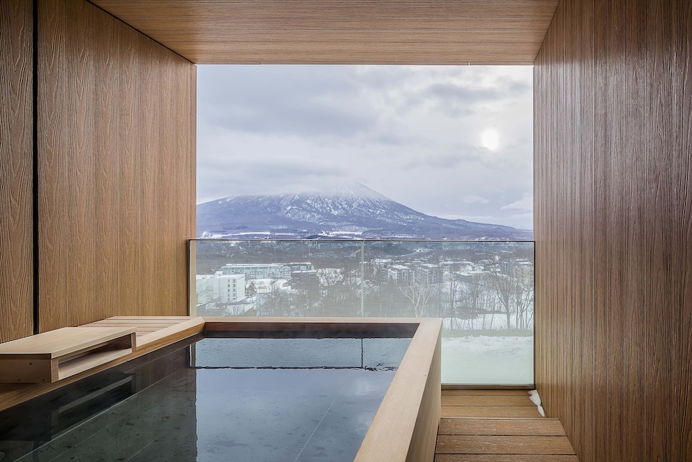 MUWA NISEKO 札幌