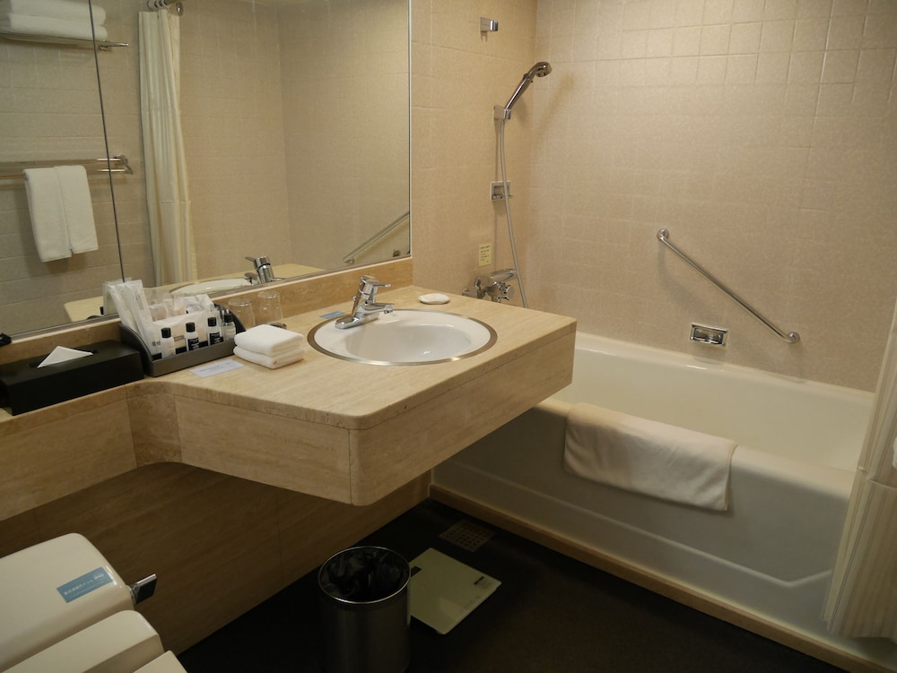 ANAクラウンプラザホテル福岡 バイ IHG 福岡