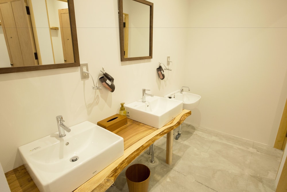 &AND HOSTEL 福岡