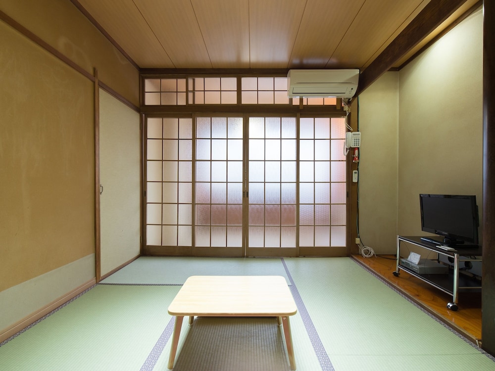 山本旅館 福岡