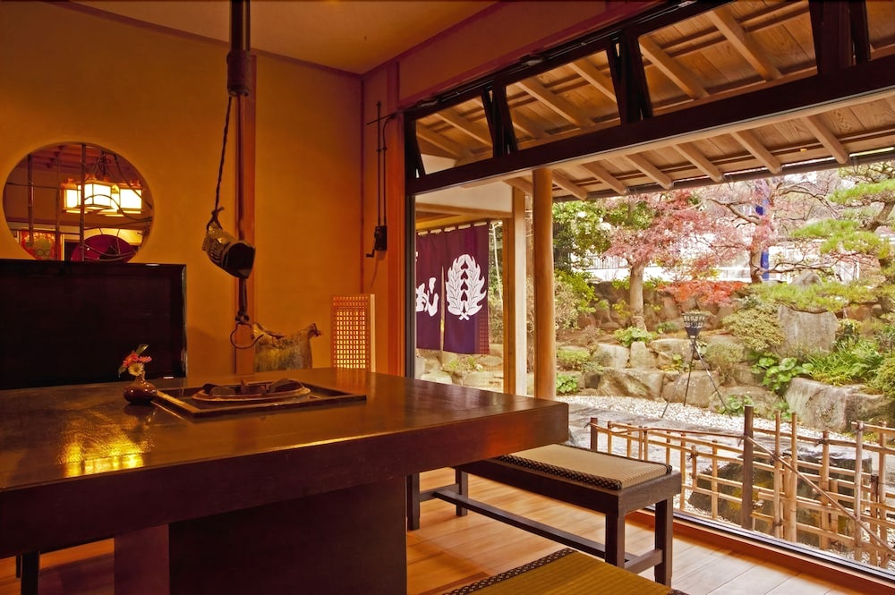 ふく処 油山山荘 福岡
