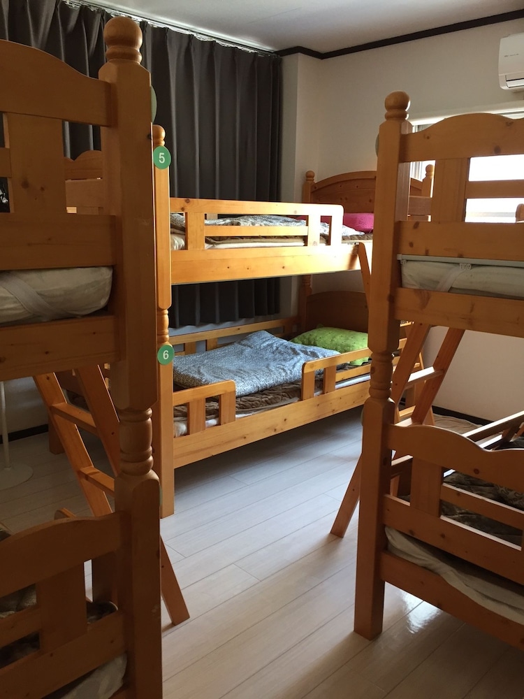 ゲストハウス奈良屋 福岡