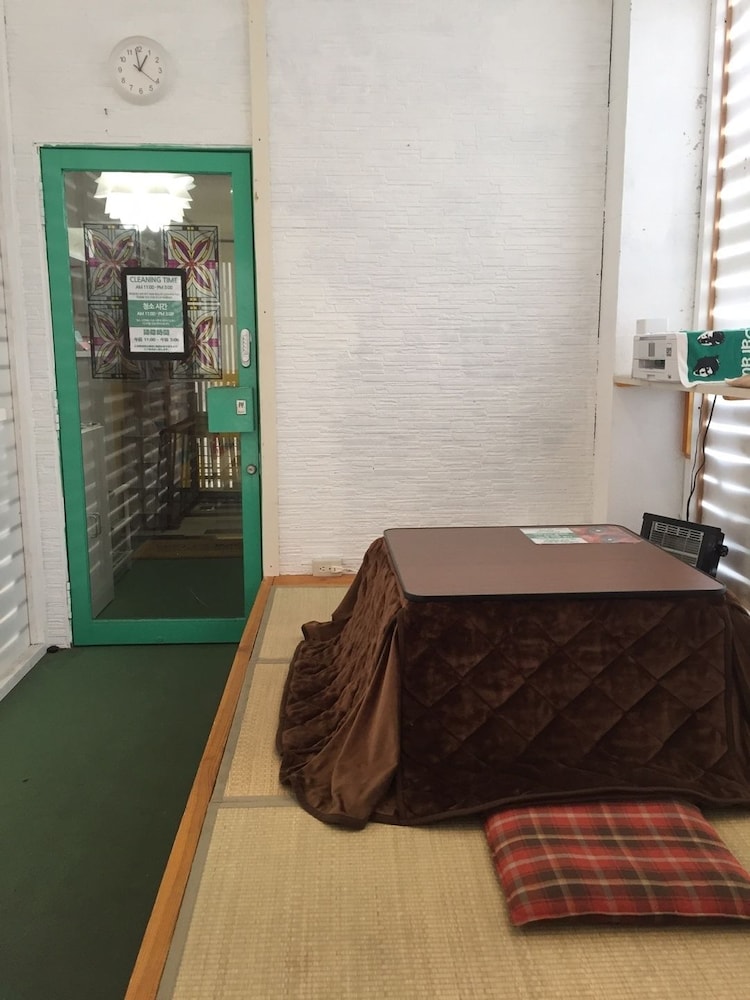 ゲストハウス奈良屋 福岡