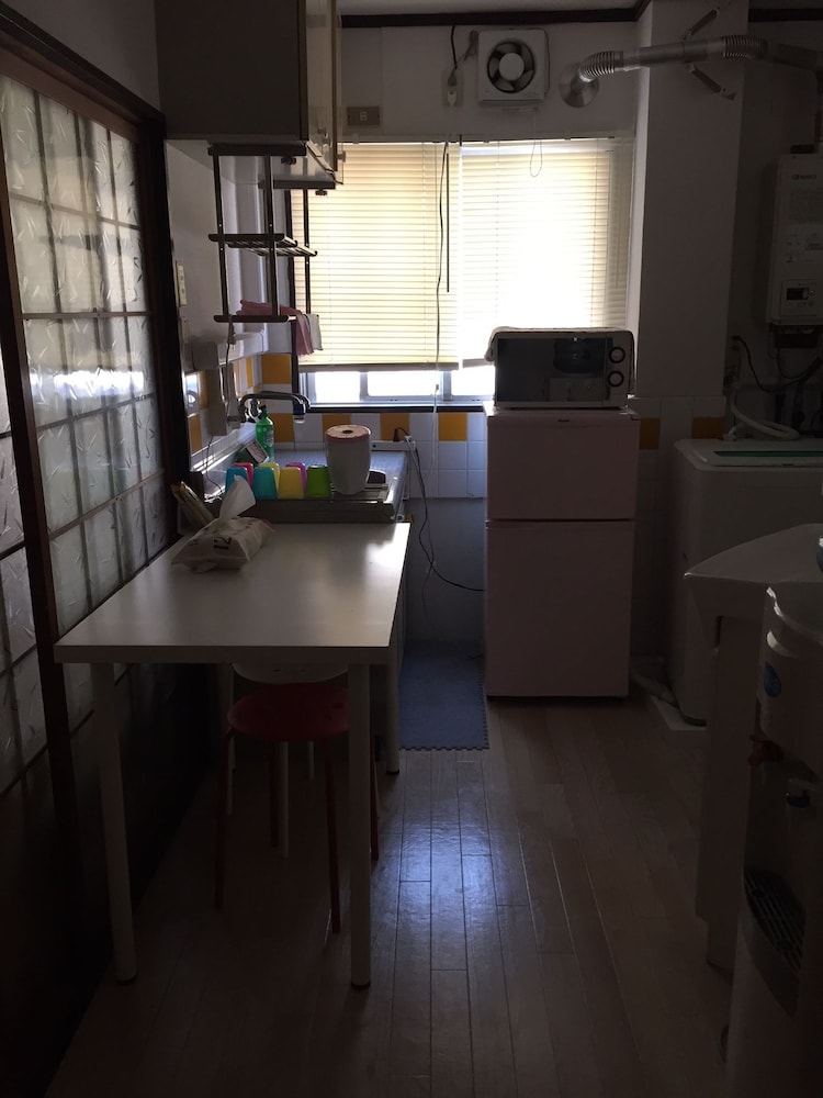 ゲストハウス奈良屋 福岡