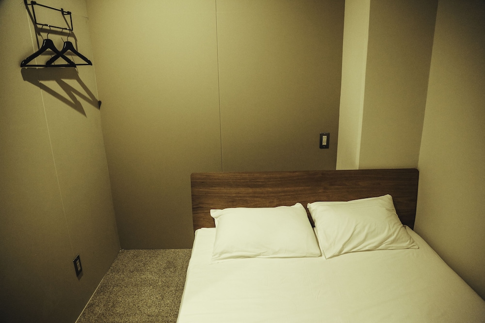 THE GATE HOSTEL 福岡