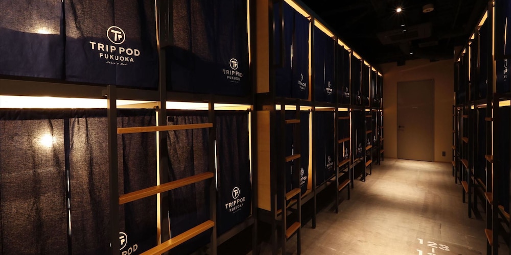 TRIP POD FUKUOKA -SNACK & BED- 福岡