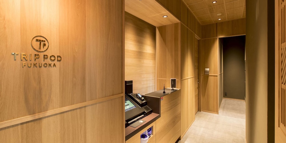 TRIP POD FUKUOKA -SNACK & BED- 福岡