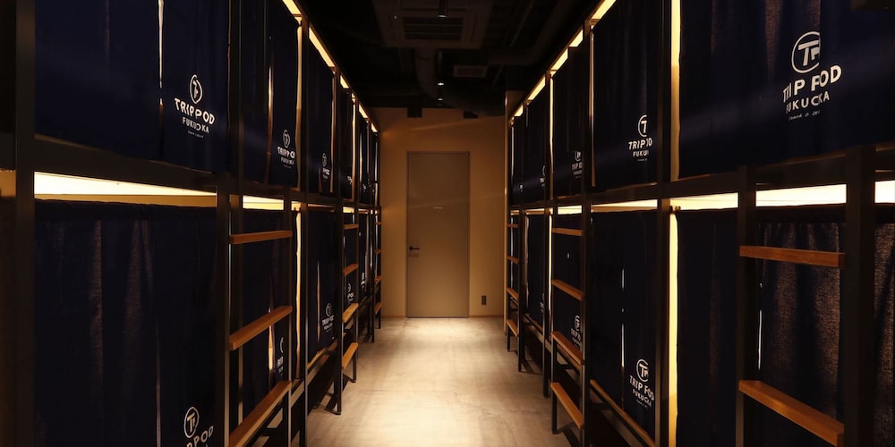 TRIP POD FUKUOKA -SNACK & BED- 福岡