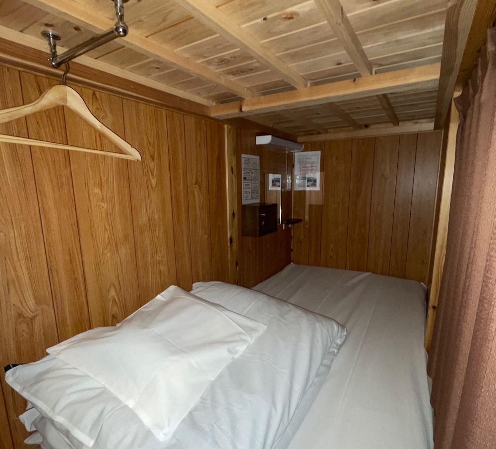 JAM HOSTEL HAKATA STATION FRONT 福岡