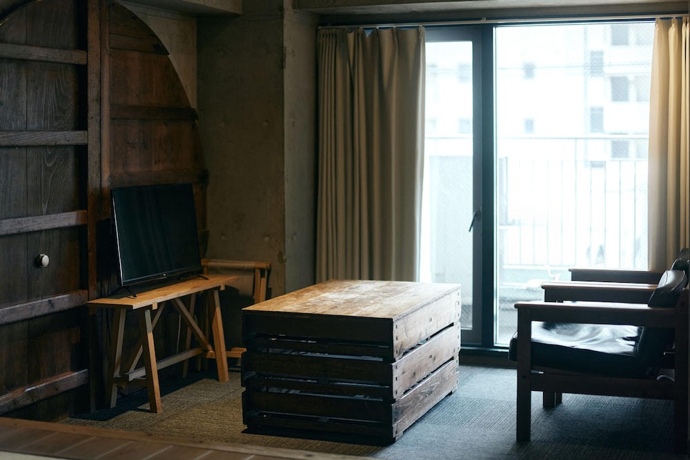 COMMON DE - HOSTEL & BAR - 福岡