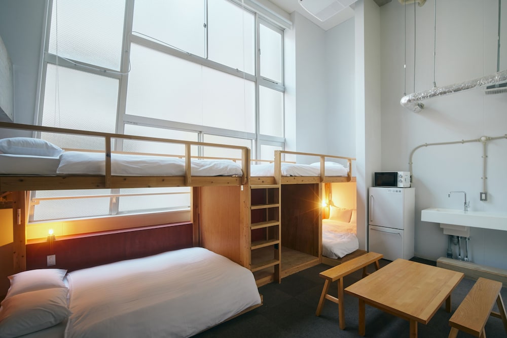 COMMON DE - HOSTEL & BAR - 福岡