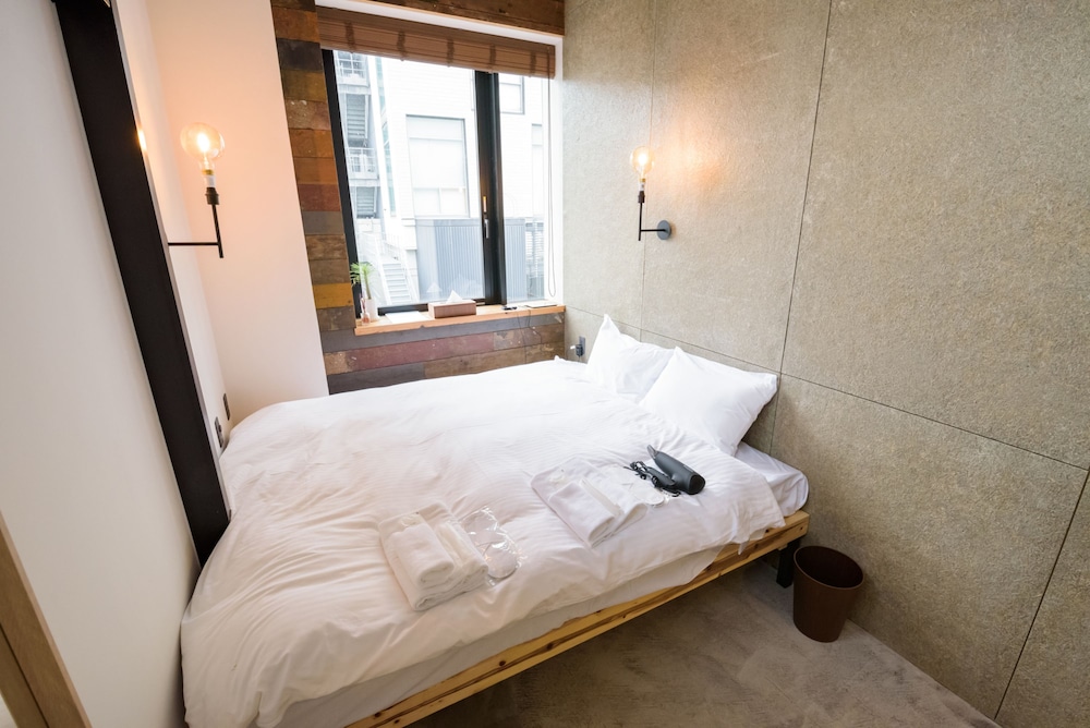 MIZUKA IMAIZUMI 1 ‐UNMANNED HOTEL‐ 福岡