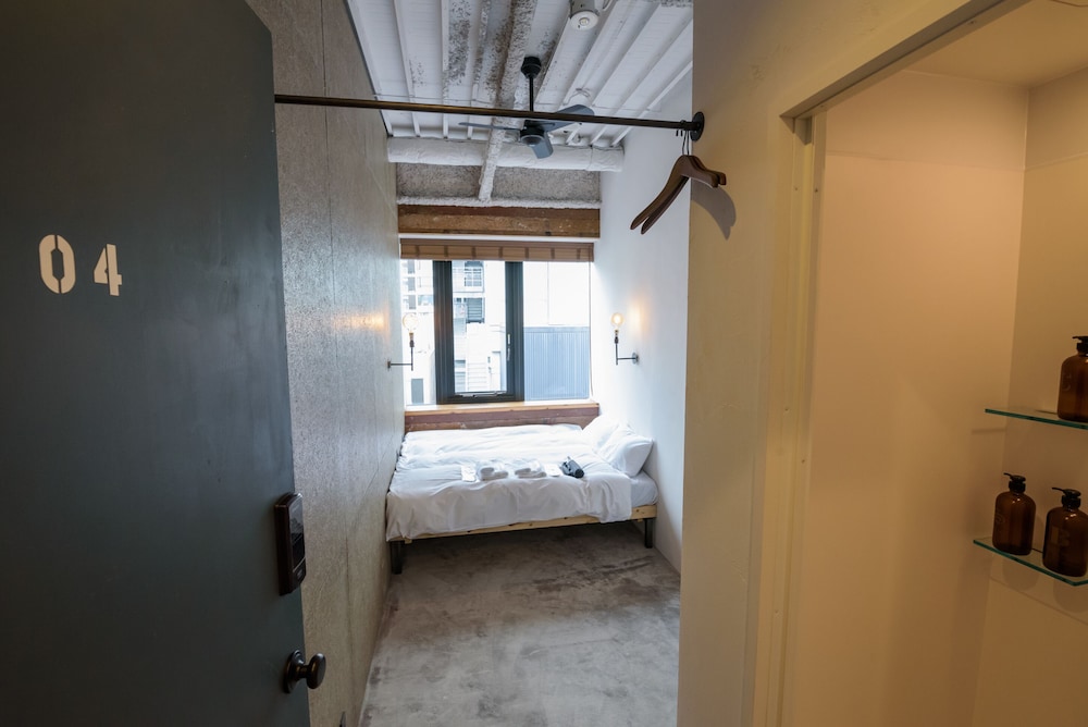 MIZUKA IMAIZUMI 1 ‐UNMANNED HOTEL‐ 福岡