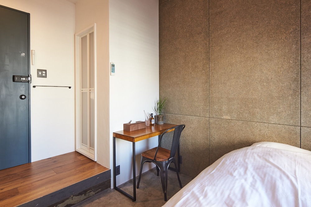 MIZUKA IMAIZUMI 1 ‐UNMANNED HOTEL‐ 福岡