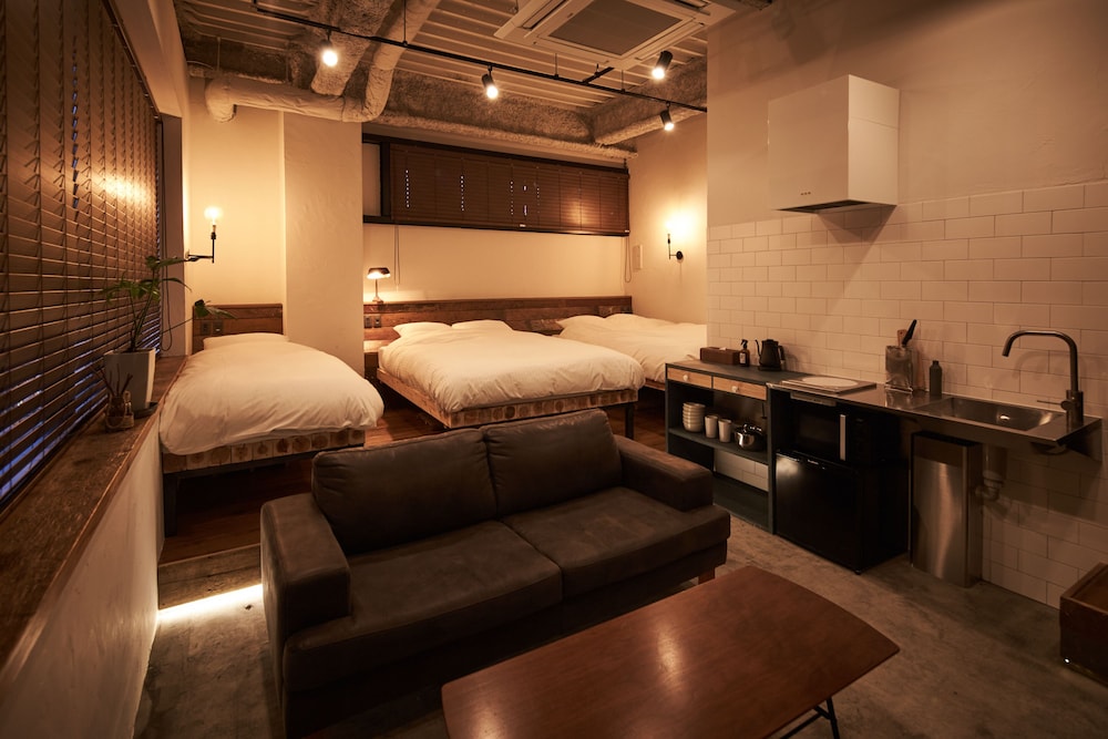 MIZUKA IMAIZUMI 1 ‐UNMANNED HOTEL‐ 福岡