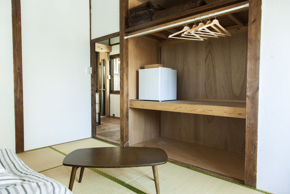 FUKUOKA GUESTHOUSE HIVE 福岡