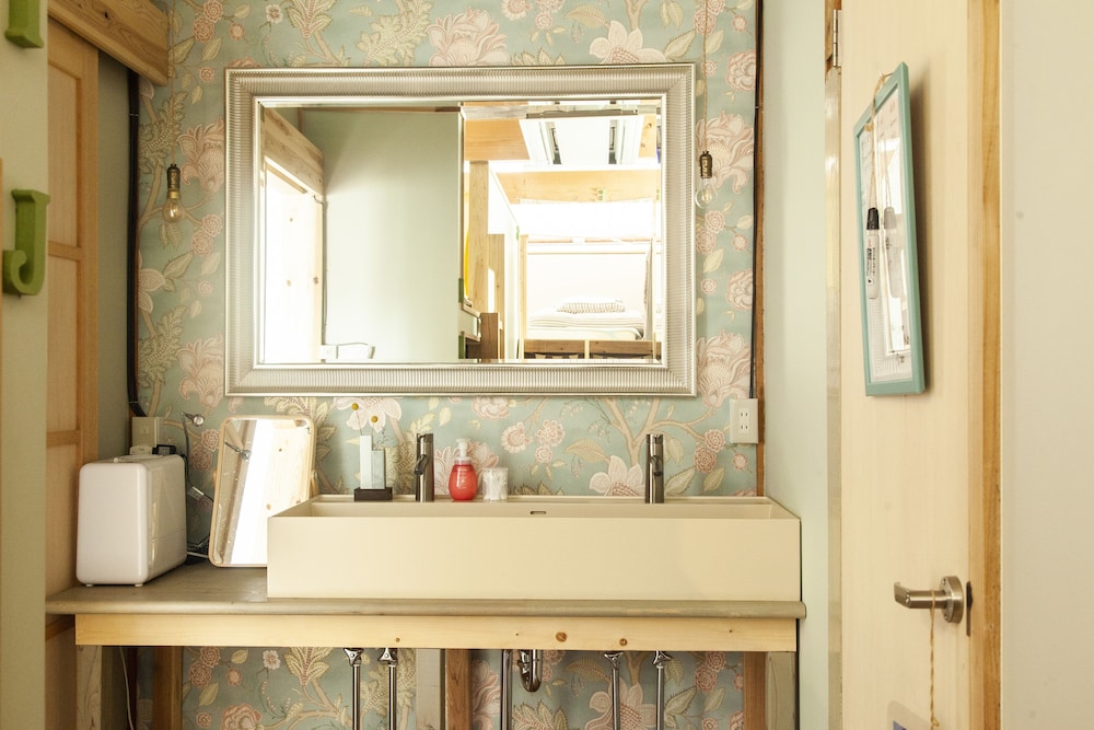 FUKUOKA GUESTHOUSE HIVE 福岡