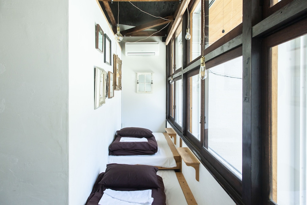 FUKUOKA GUESTHOUSE HIVE 福岡