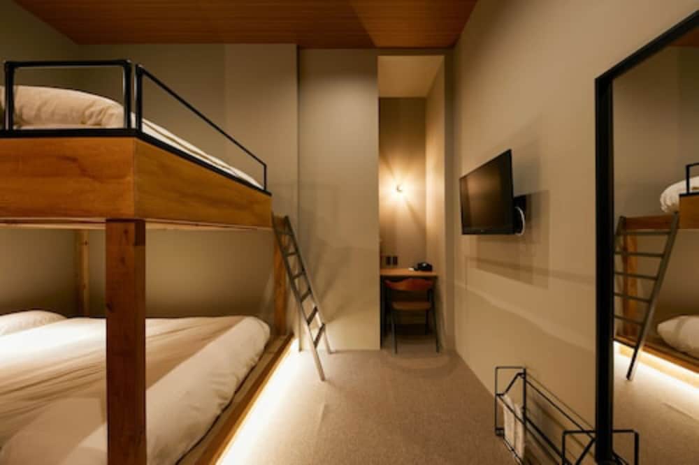 MIZUKA IMAIZUMI 2 - UNMANNED HOTEL- 福岡
