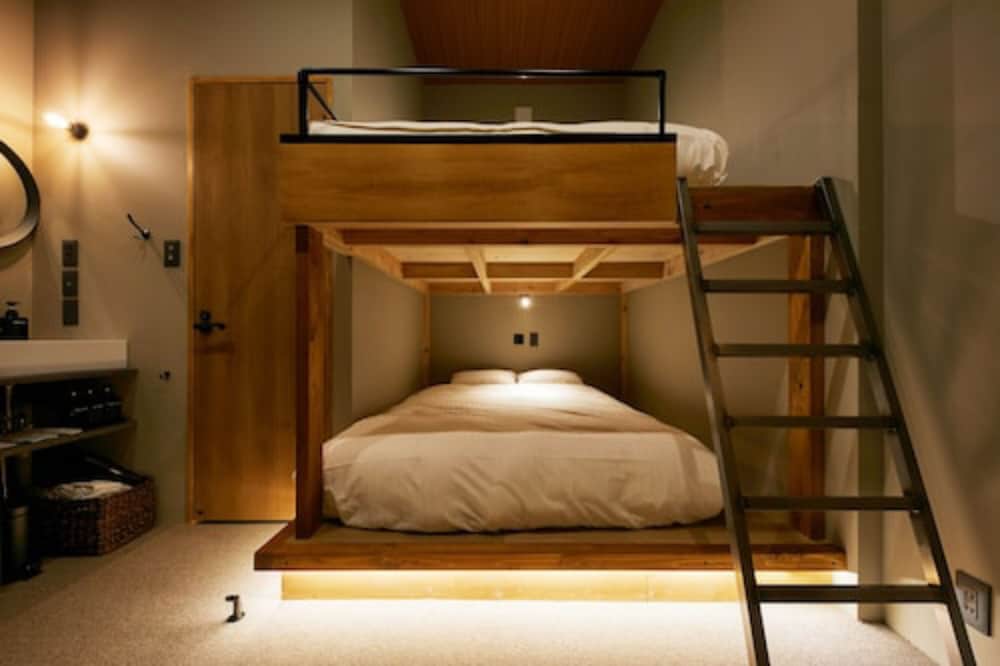 MIZUKA IMAIZUMI 2 - UNMANNED HOTEL- 福岡