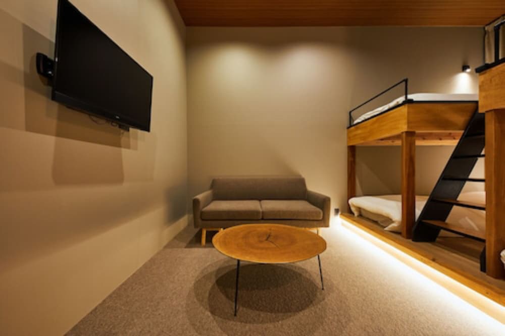 MIZUKA IMAIZUMI 2 - UNMANNED HOTEL- 福岡