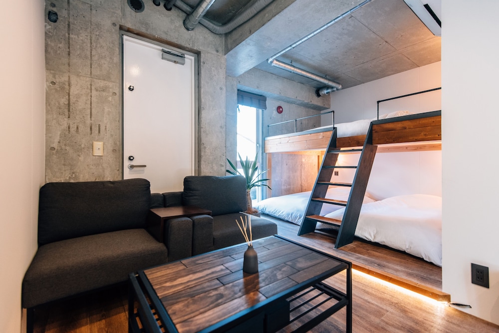 THE BEDROOM DAIMYO 福岡
