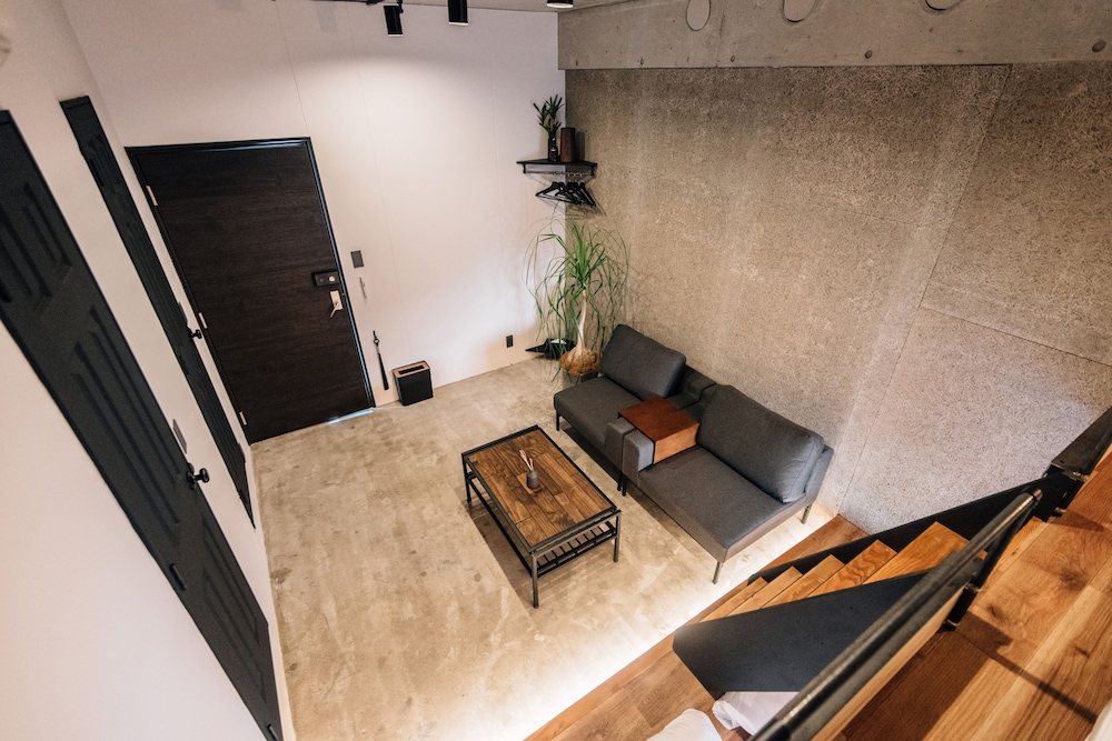THE BEDROOM DAIMYO 福岡