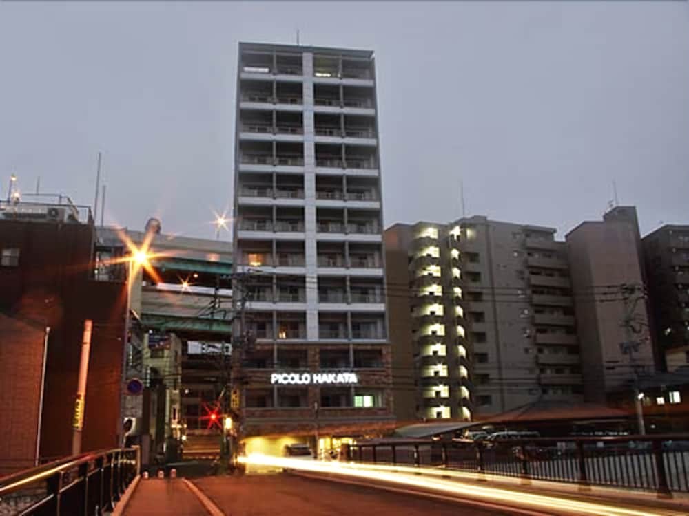 ピコロ博多 福岡