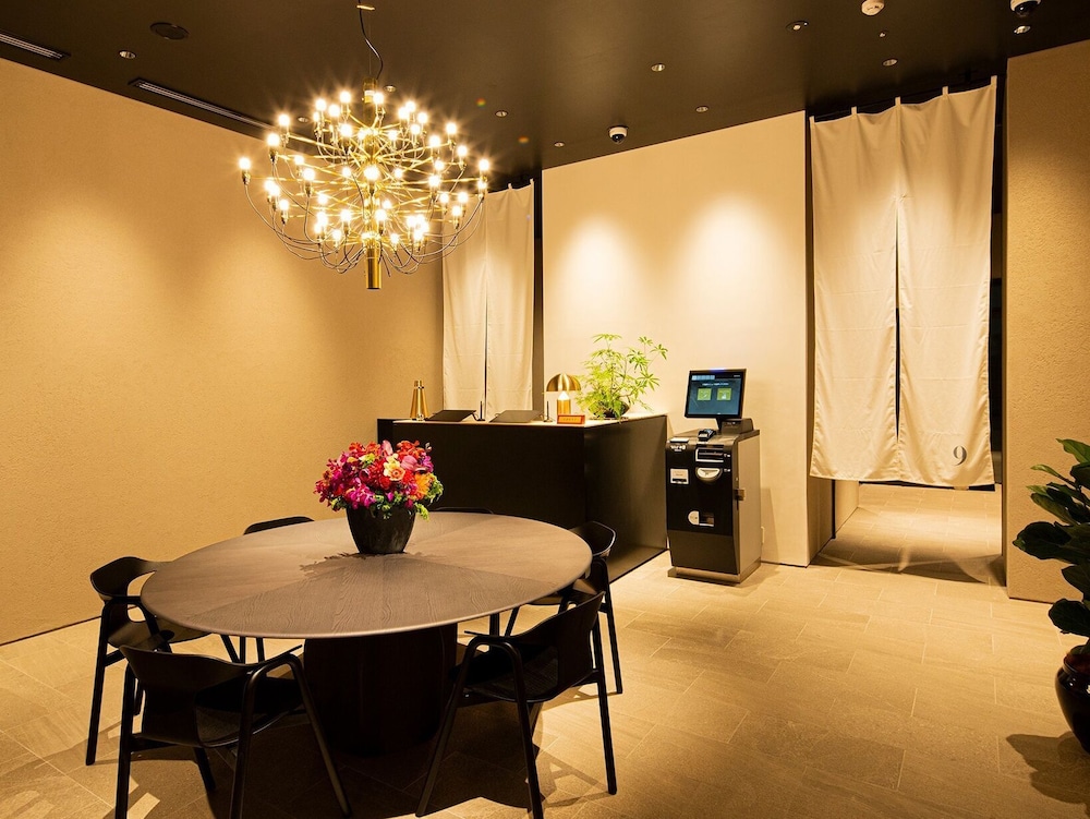 9 HOTEL HAKATA 福岡