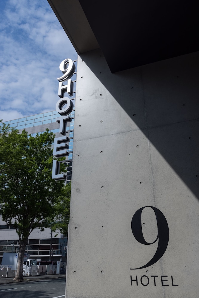 9 HOTEL HAKATA 福岡