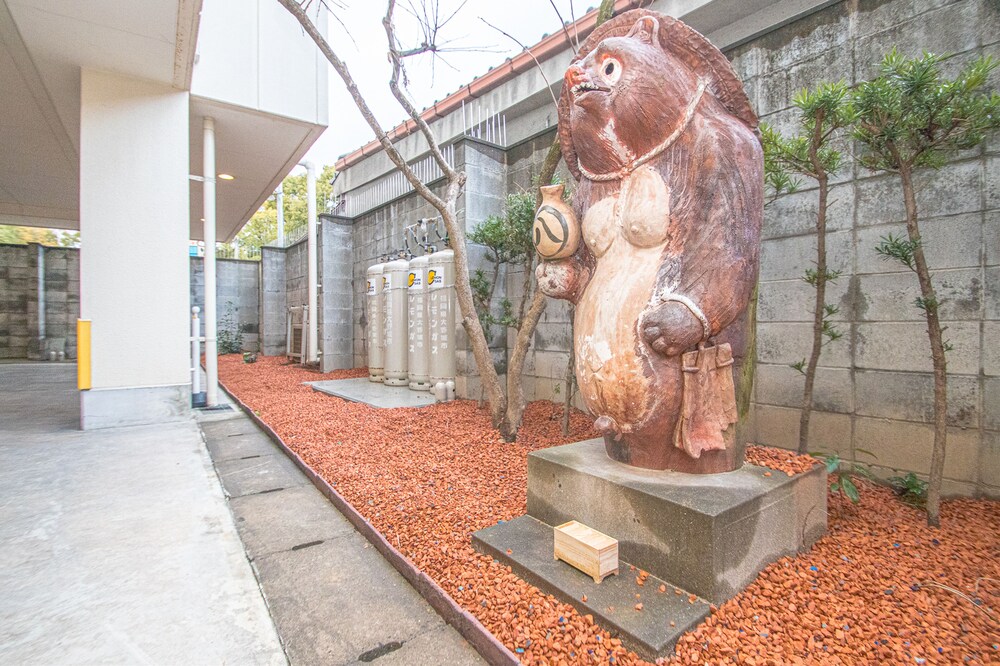AMP FLAT OGOKUSOU 福岡