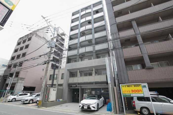 WINGS HAKATA 福岡