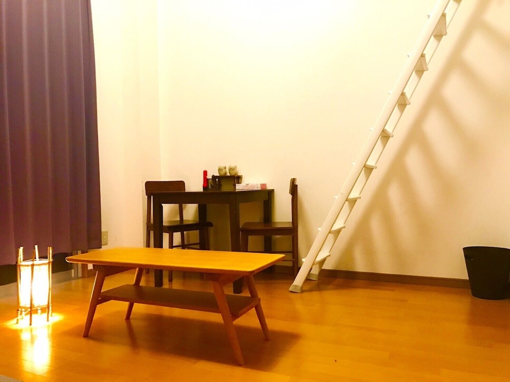 LOCAL NAKASU APARTMENT 福岡