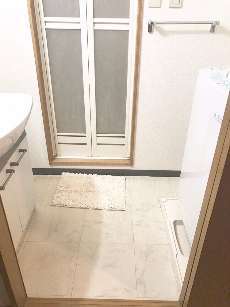 LOCAL NAKASU APARTMENT 福岡