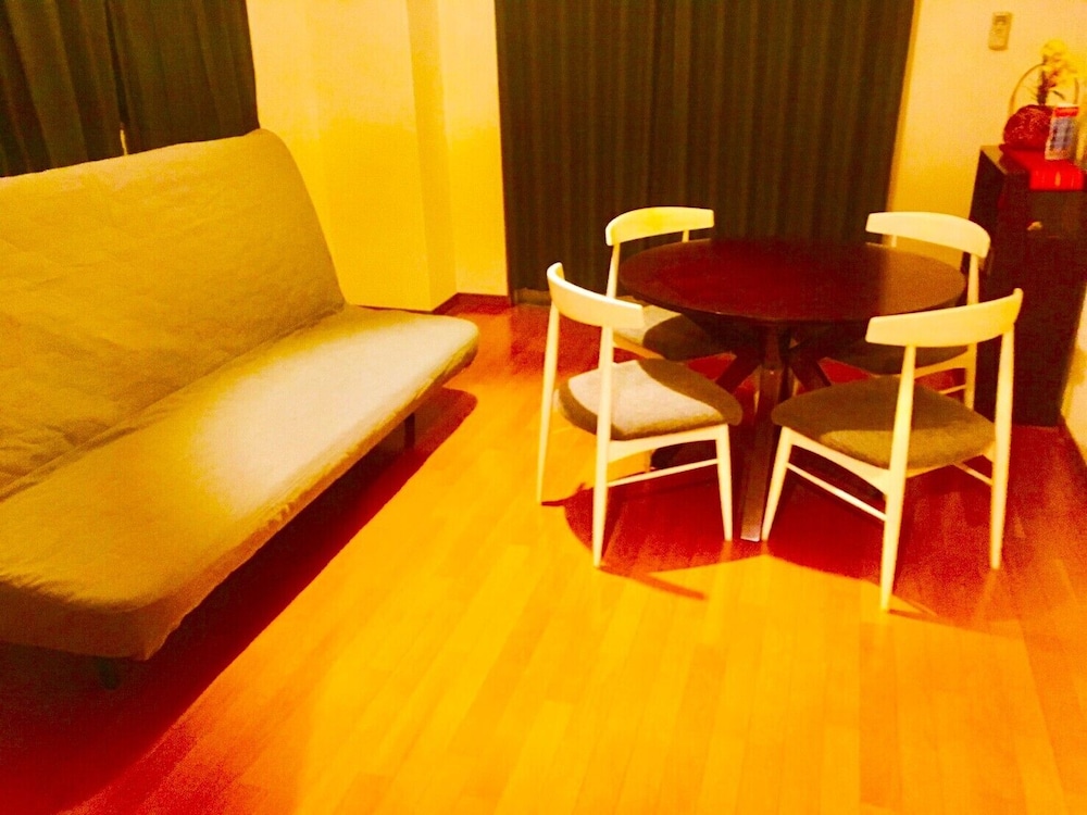 LOCAL NAKASU APARTMENT 福岡