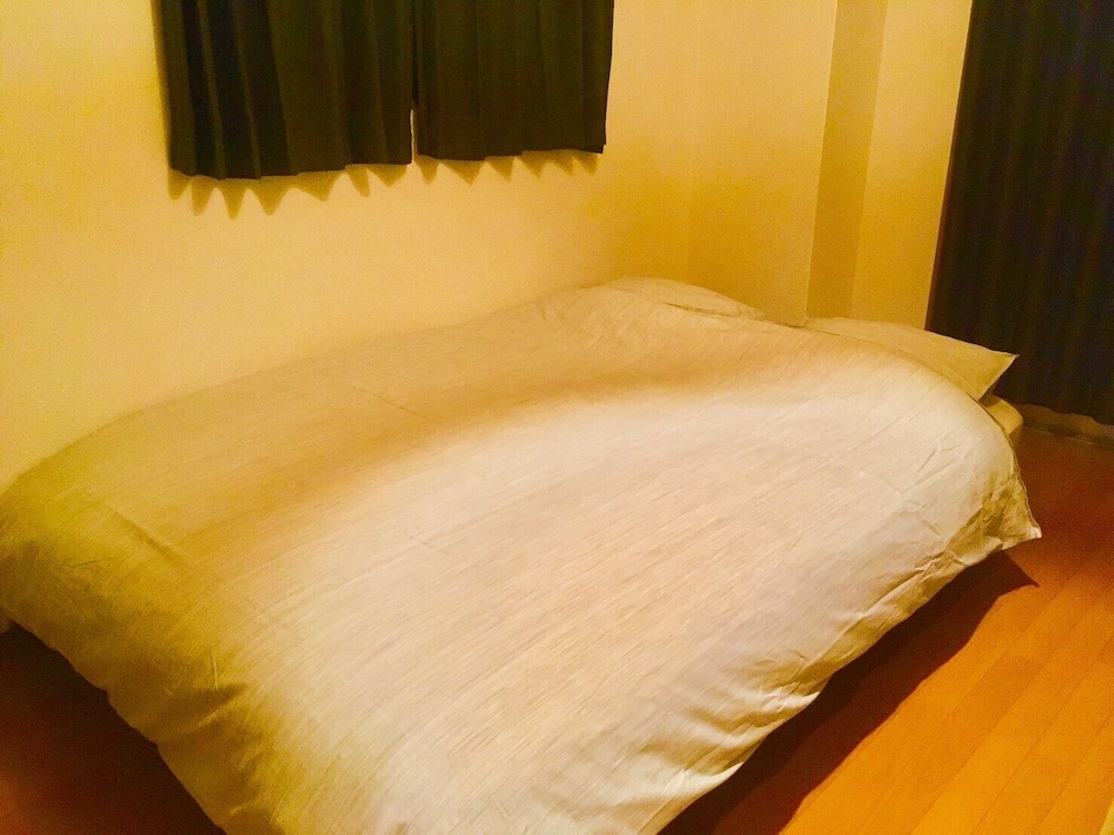LOCAL NAKASU APARTMENT 福岡
