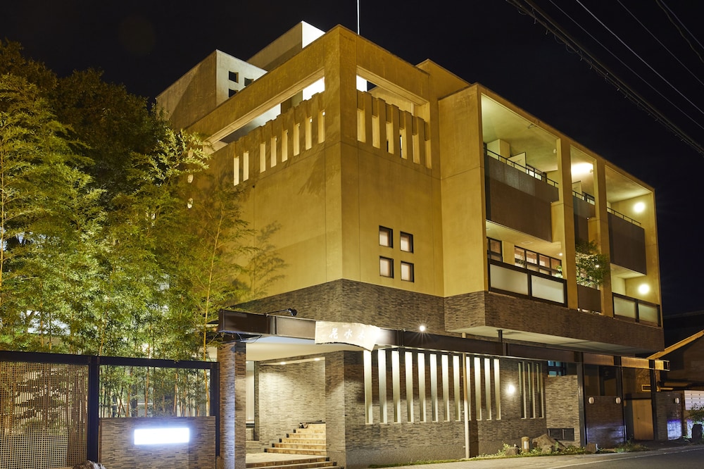 原鶴の舞 福岡