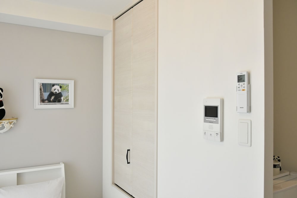 CRYSTAL & RESORT FUKUOKA 福岡