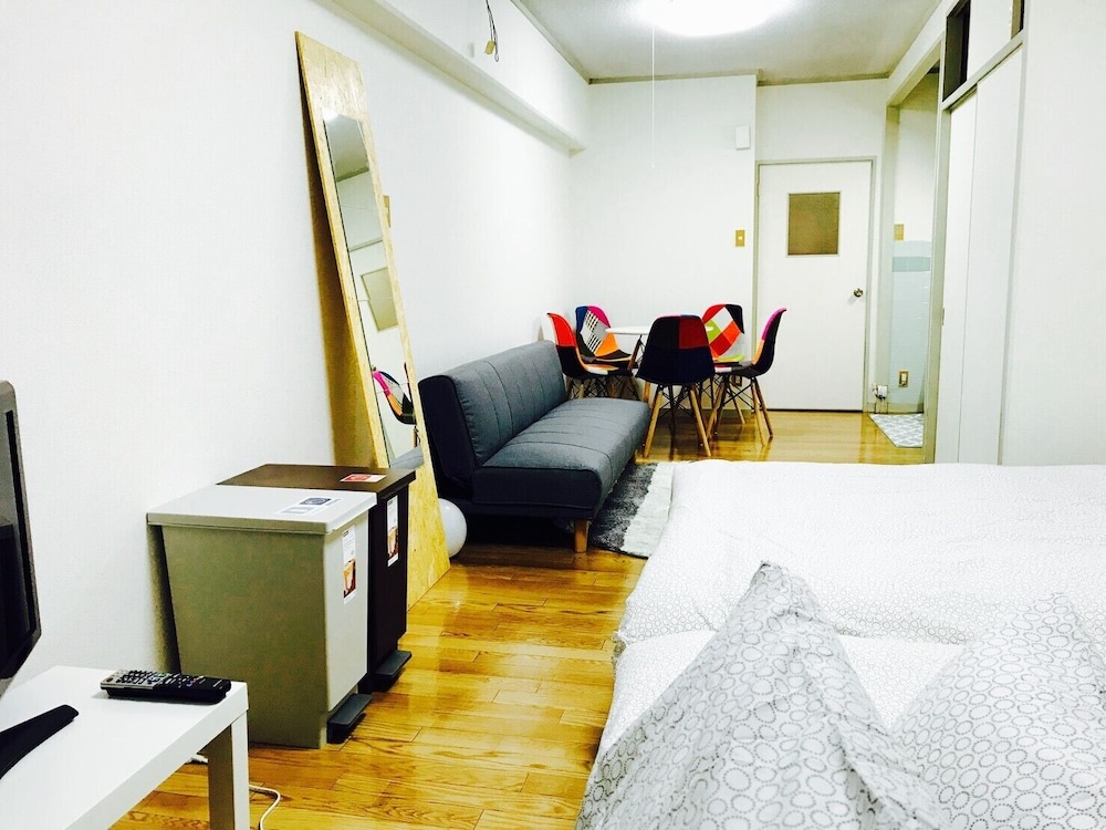 LOCAL GION APARTMENT 福岡
