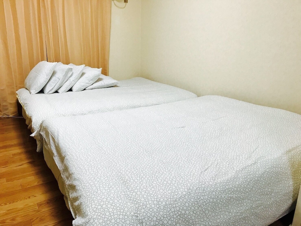LOCAL GION APARTMENT 福岡