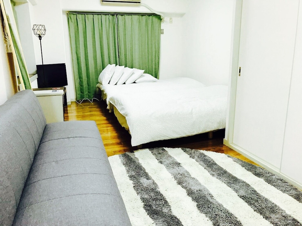 LOCAL GION APARTMENT 福岡