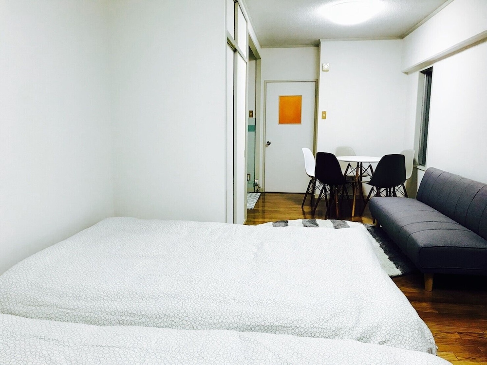 LOCAL GION APARTMENT 福岡