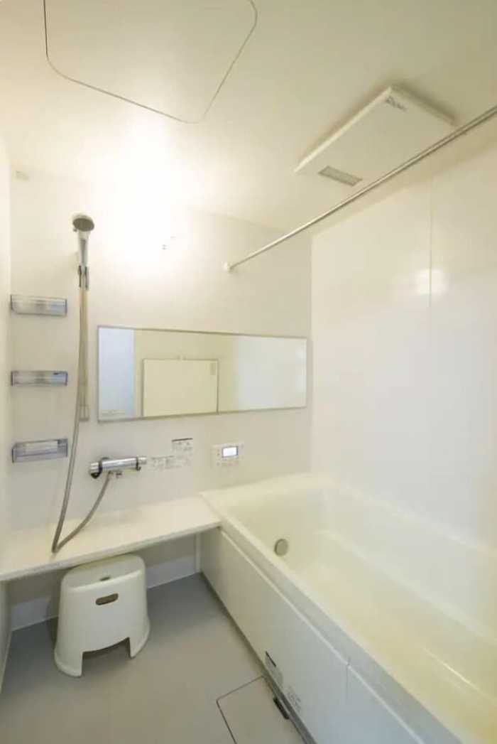 LUXURY HIDEOUT 福岡