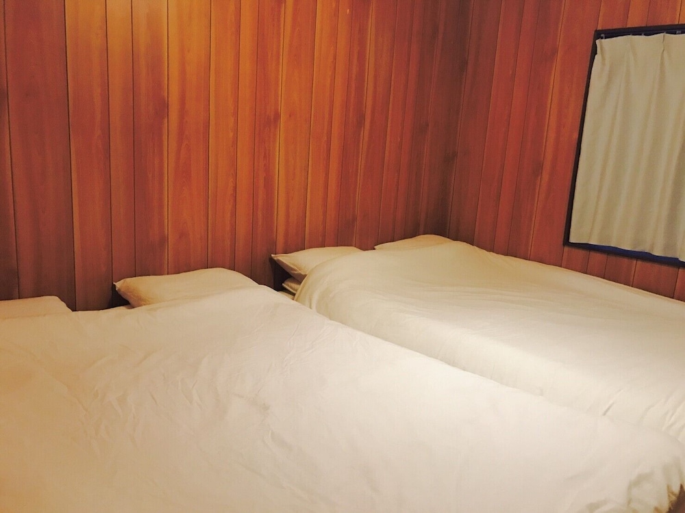 LOCAL TENJIN HOUSE 福岡